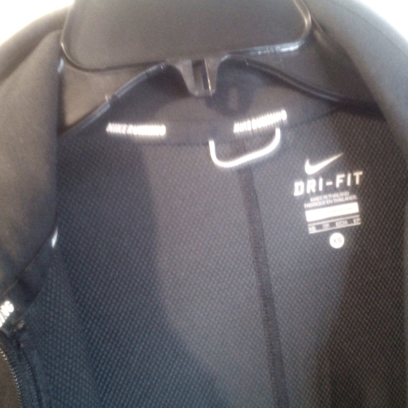 NIKE  ZIP UP DRI FIT JACKET BLACK SIZE XS - Picture 5 of 6